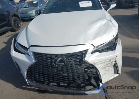 2021 Lexus Is 300 z USA, uszkodzony, nr VIN JTHC81F2XM5046222